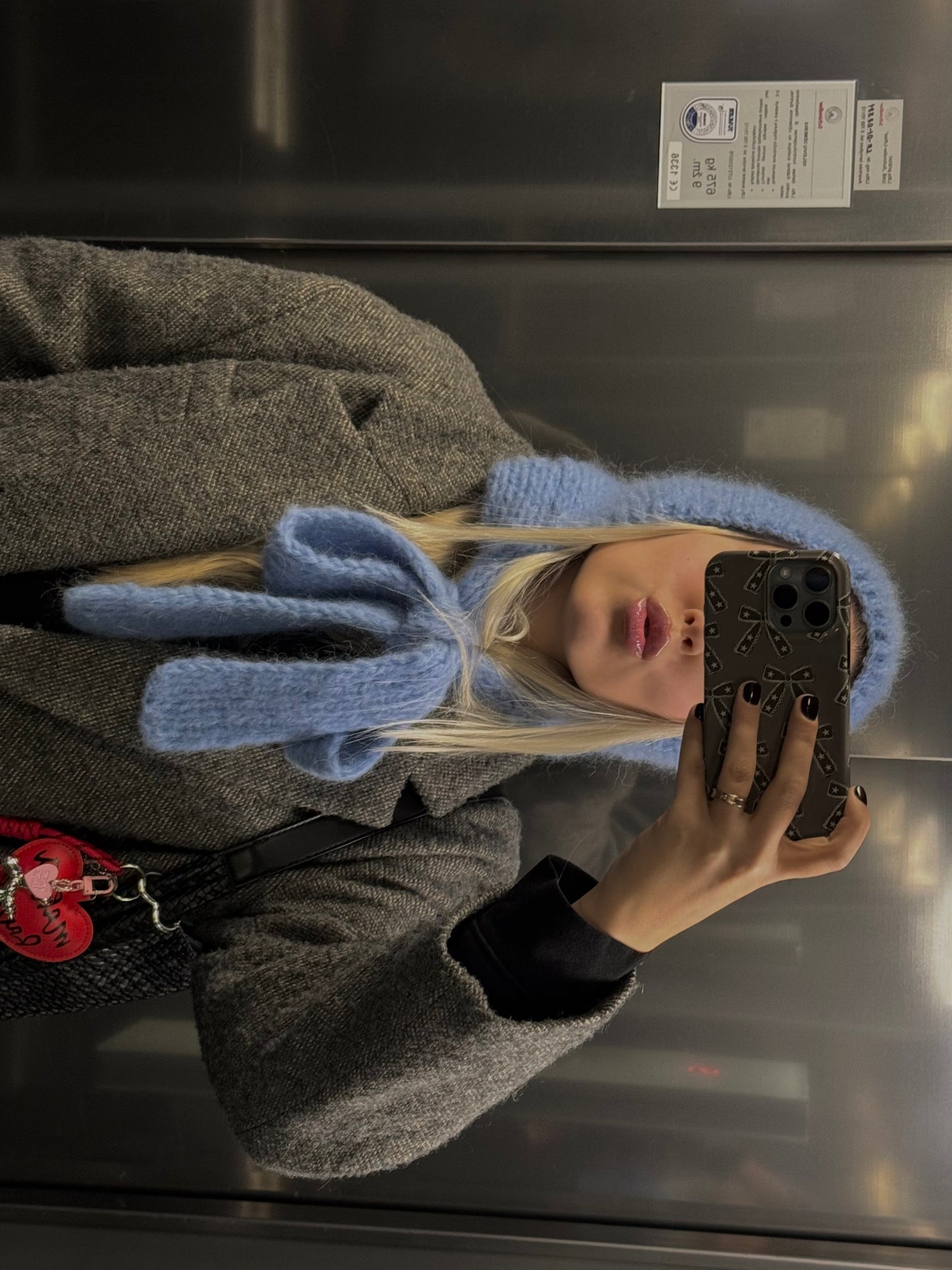 Bow Tie Bonnet