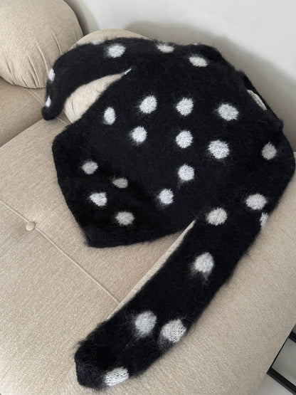 Polka dots black sweater